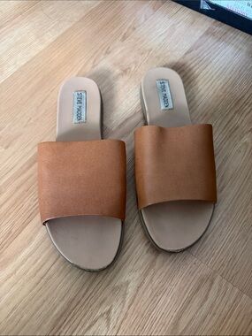 Steve Madden Brown Wide-Band Slide Sandals
